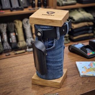 Kaburka glasses case on location 66