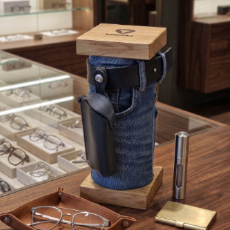 Kaburka glasses case on location 67